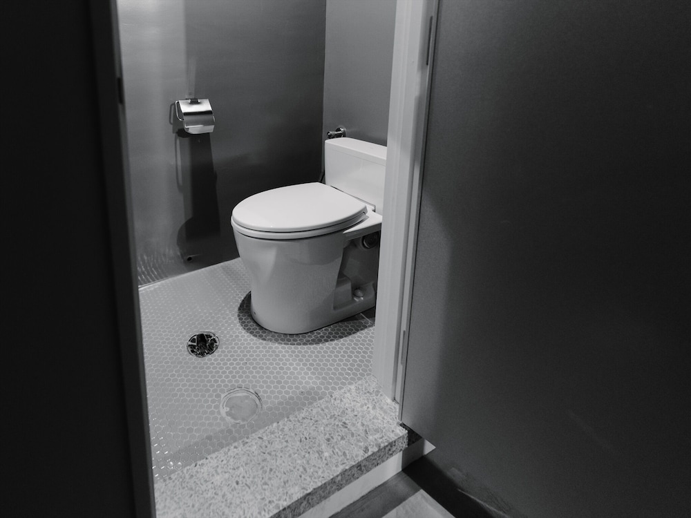 和洋室L 禁煙 バスルーム1 | UNTEN INN