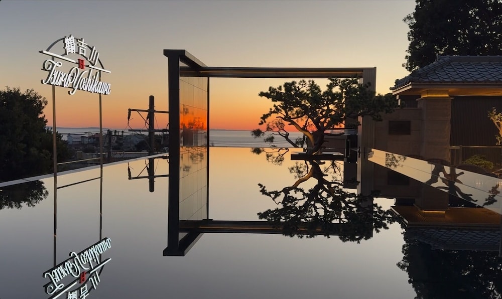 スタンダード ダブルルーム バルコニー ベイビュー プール0 | 鶴吉川温泉ホテル