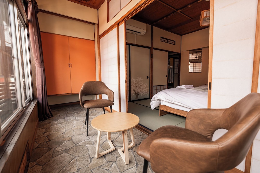 ベーシック ツインルーム 禁煙 マウンテンビュー 客室3 | Snow Monkey Lodge