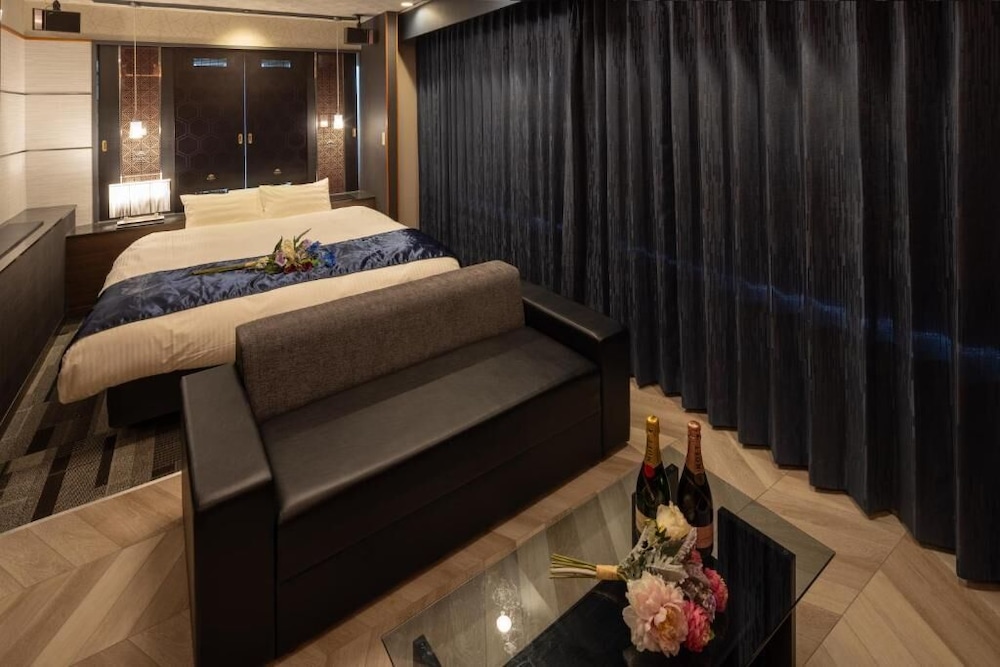 エコノミー ダブルルーム シティビュー | ホテル ブルジュア -レジャーホテル- 大人限定