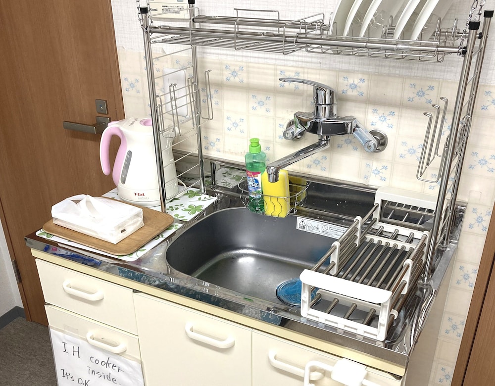 ファミリー アパートメント 禁煙 シティビュー (2F) 専用キッチン0 | The Familiar Inn-Hotel and Inn Business