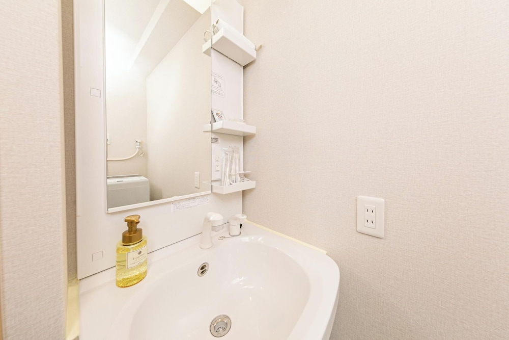 デラックス スタジオスイート シティビュー バスルーム1 | SG Hotel Kinshai Hakata