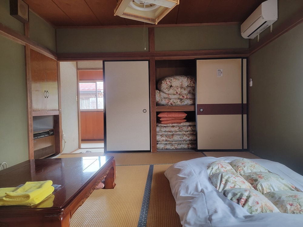 トリプルルーム マウンテンビュー 客室9 | HOTEL Mt.Fuji MoMoAung 桃庵