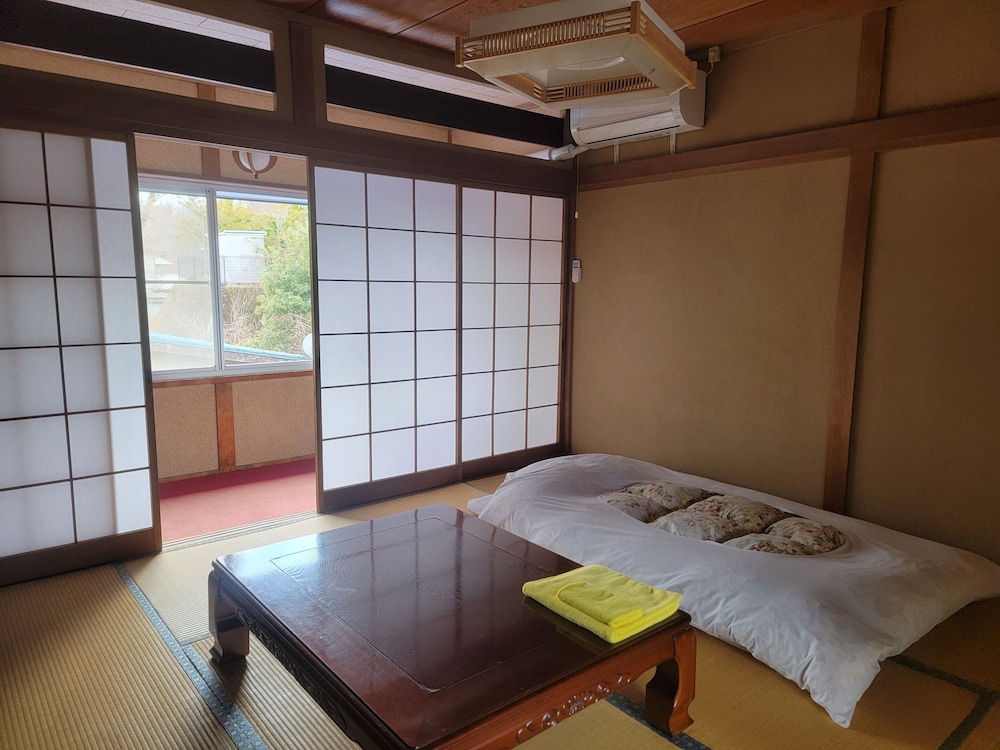 4 人部屋 マウンテンビュー 客室7 | HOTEL Mt.Fuji MoMoAung 桃庵