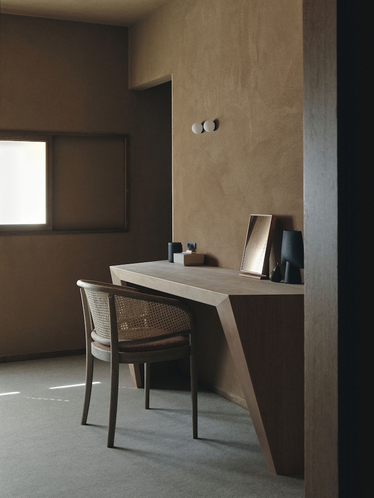 ラグジュアリー ツインルーム 客室1 | 旧相馬家 Kazeno Heritage