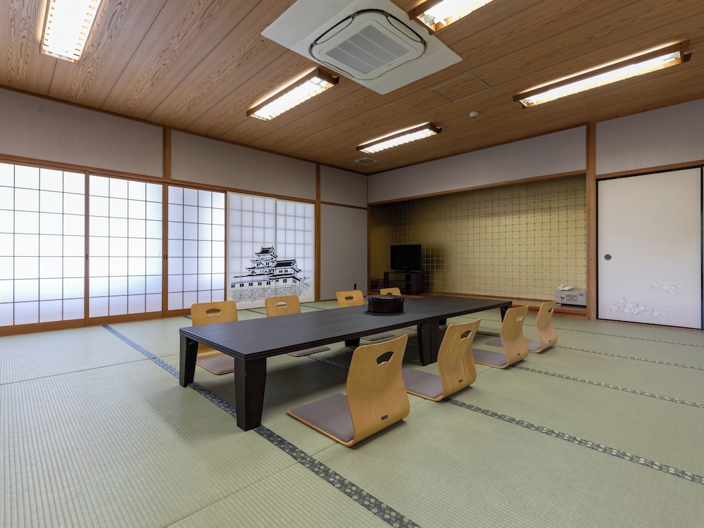 【禁煙】和室6~10名様(バス・トイレ共用) | Tabist 湯浅温泉 湯浅城