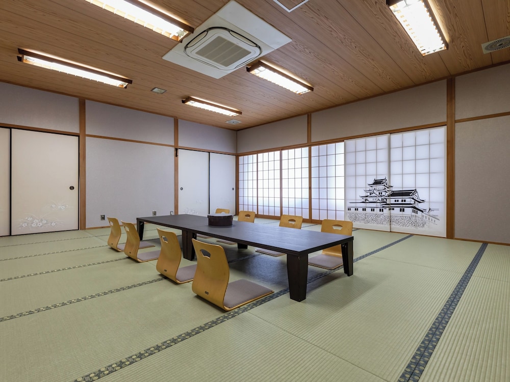【禁煙】和室6~10名様(バス・トイレ共用) 客室11 | Tabist 湯浅温泉 湯浅城