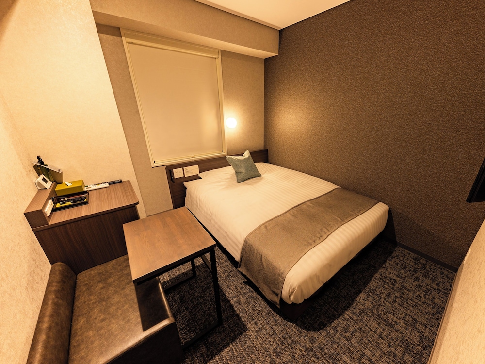 スタンダード ダブルルーム シティビュー 客室2 | スーパーホテル 霧島天然温泉