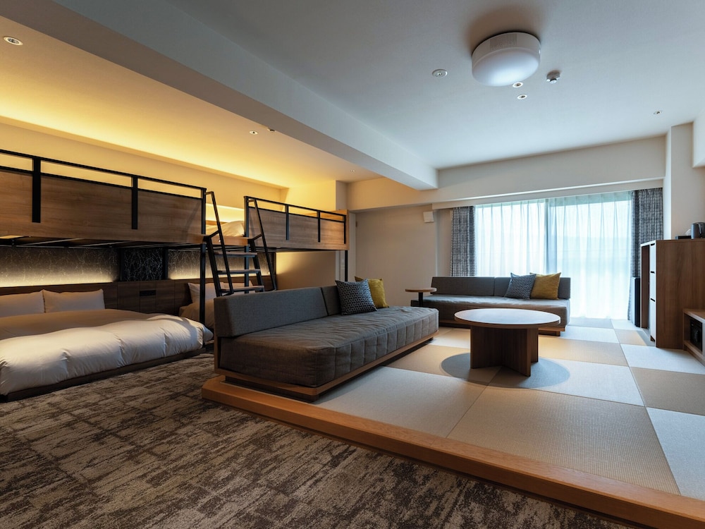 ファミリースタジオ (ペット不可) 禁煙 連泊清掃なし | B/C HOTEL草津