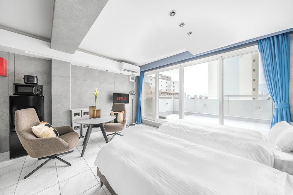 アパートメント 客室9 | URBAN HOTEL 4480