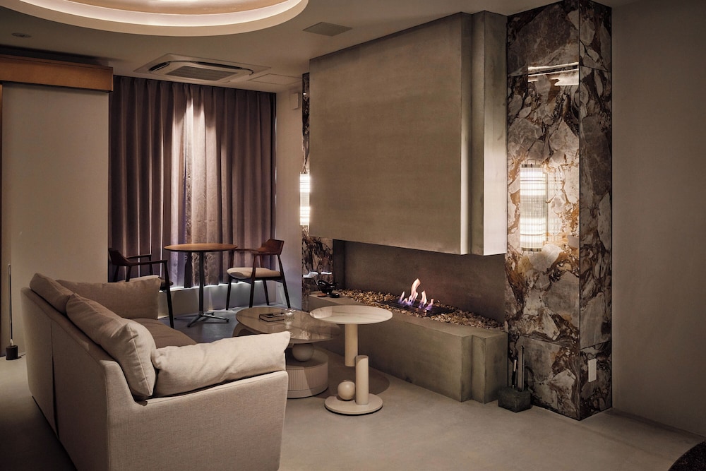 メインイメージ | Élure Tokyo