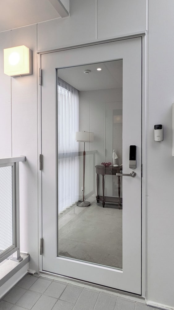 内装1 | Élure Tokyo