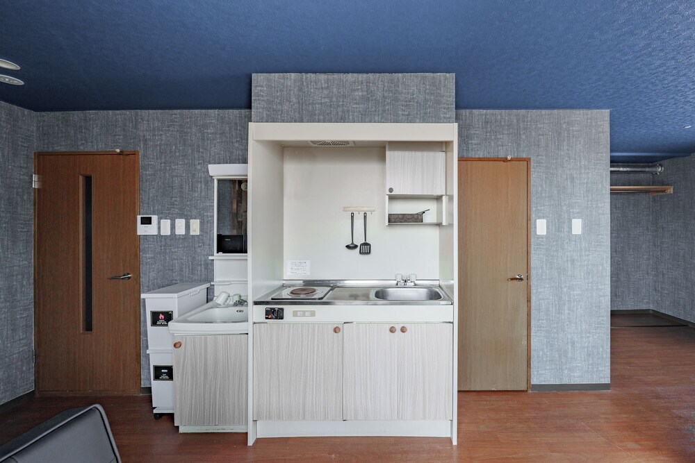 アパートメント 専用キッチン3 | SILK COURT 402