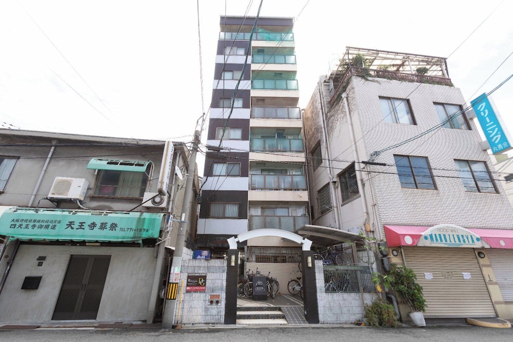 外観1 | サンプラザ四天王寺