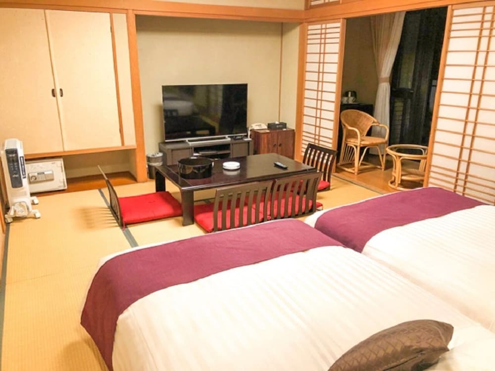 [和美麗Jrスイート]専用テラス付　客室専用露天風呂 | リブマックスリゾート城ヶ崎海岸