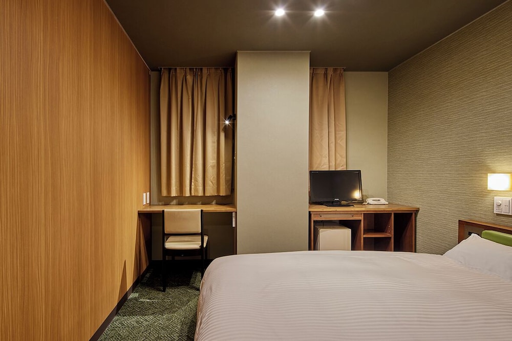 ダブルルーム 喫煙可 | 静岡タウンホテル