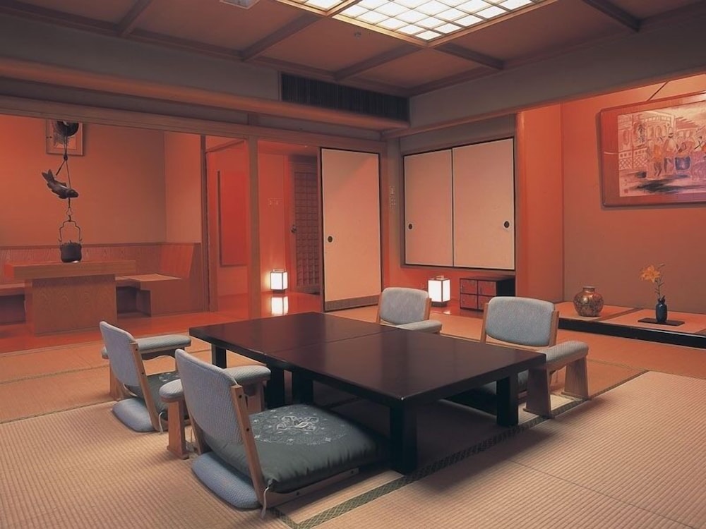 数寄屋風和室・元禄館 | 雄山閣