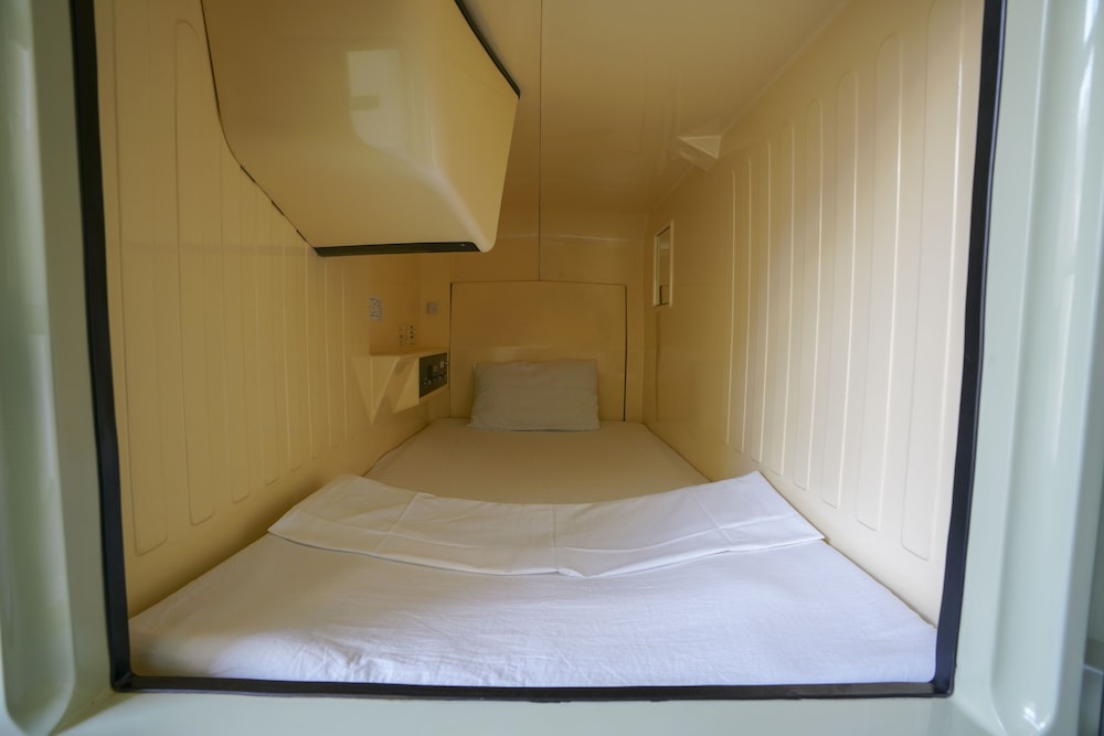 カプセルルーム2室 女性限定 客室11 | カプセルイン浜松町