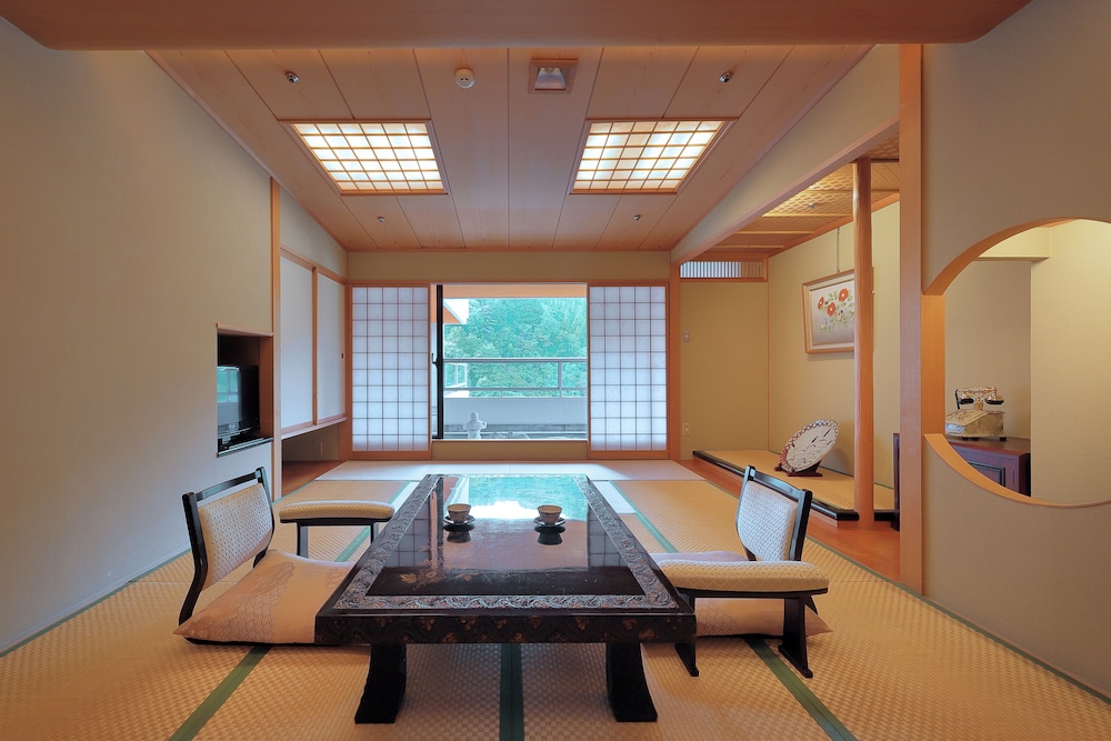 ロイヤルルーム バルコニーからの眺望0 | ホテル サンシャイン鬼怒川