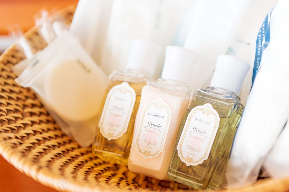 デラックス ツインルーム シングルベッド 2 台 禁煙 バスルームの設備0 | 岡山プラザホテル