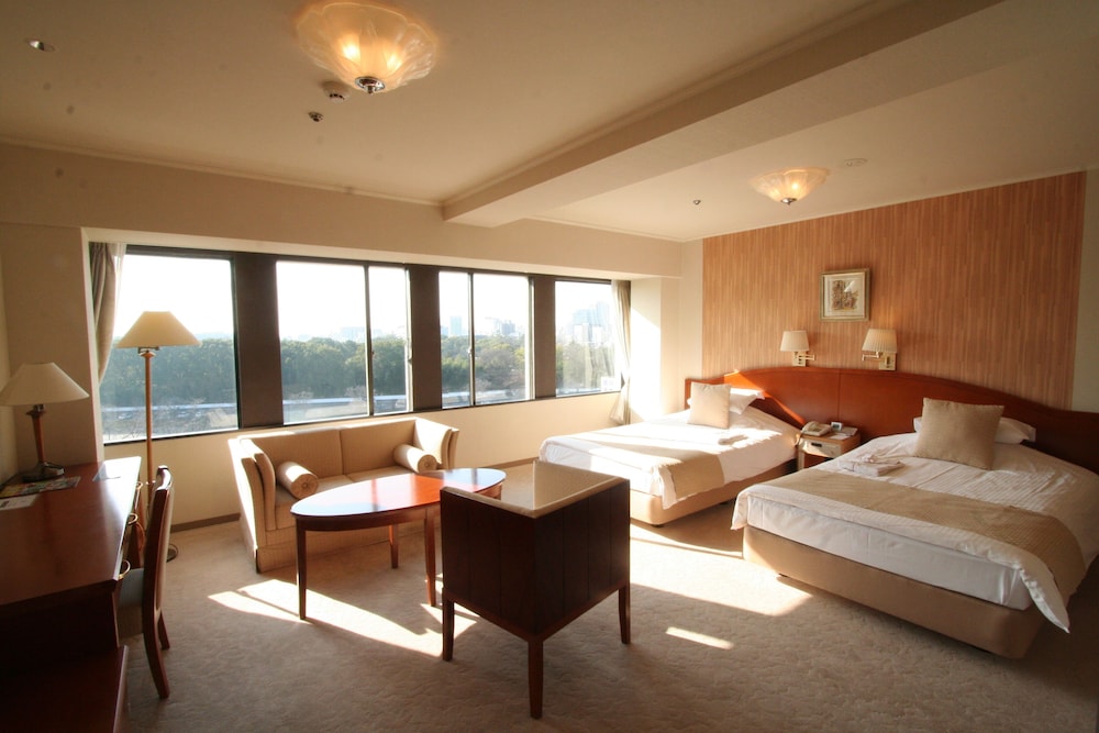 デラックス ツインルーム シングルベッド 2 台 禁煙 | 岡山プラザホテル