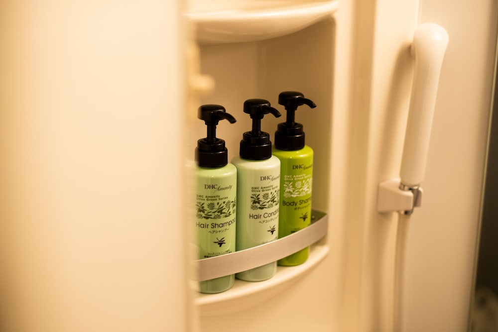 和室 共用バスルーム1 | IMANO TOKYO HOSTEL