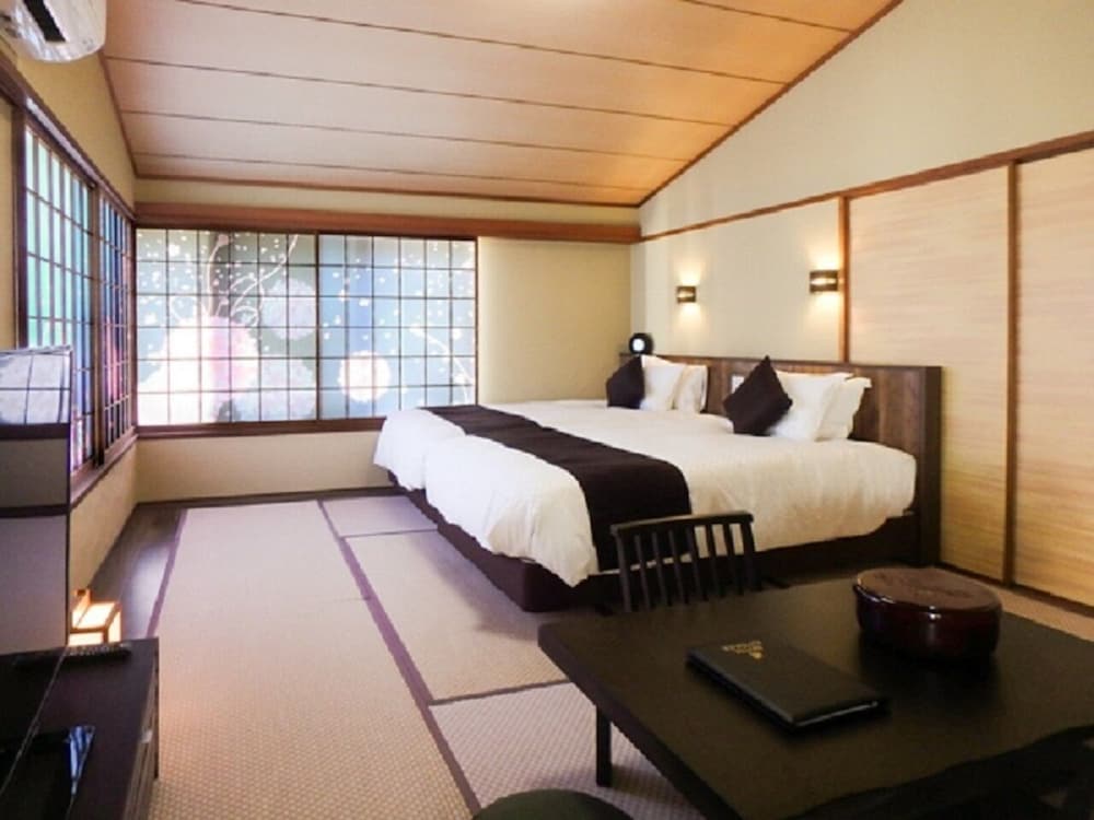[和モダンスイート] 客室露天風呂 禁煙 バスルーム1 | リブマックスリゾート伊東川奈