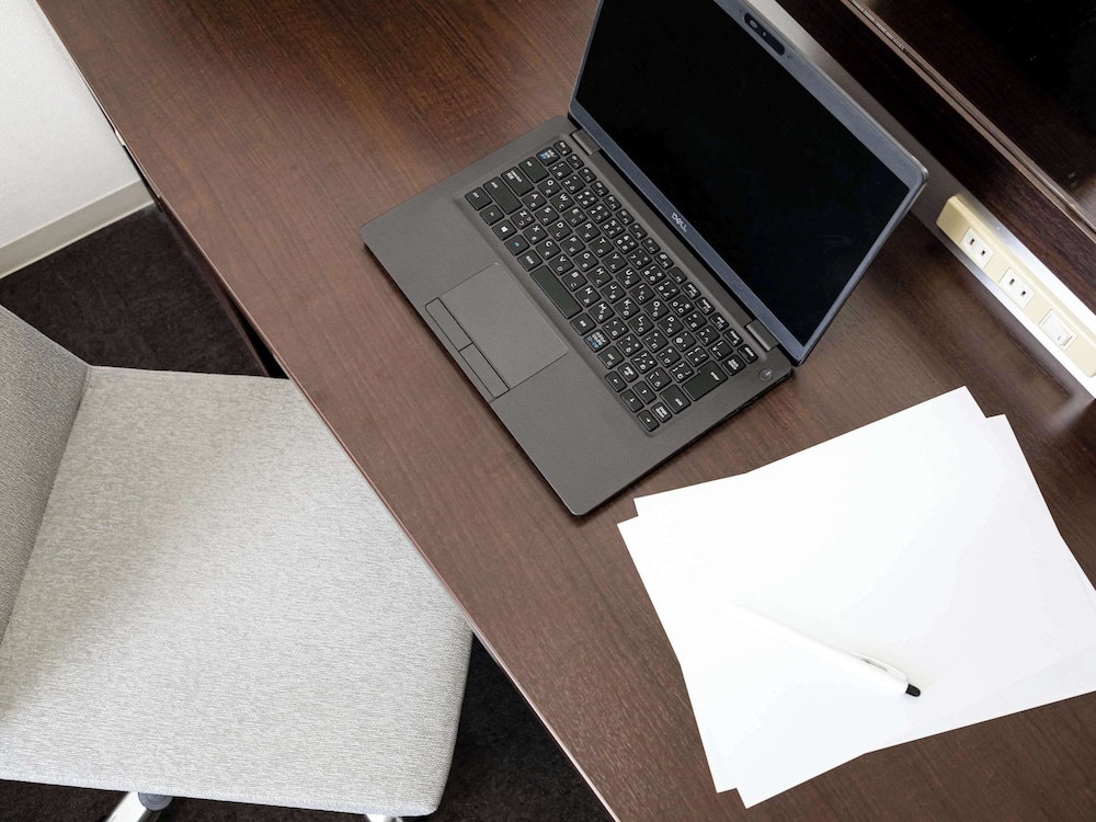 スタンダード ルーム ダブルベッド 1 台 禁煙 客室0 | コンフォートイン大垣