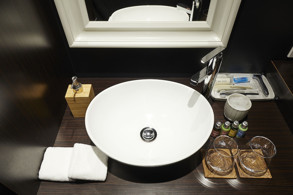 絶景 オーシャンビューモダンダブル 禁煙 (34sqm) 客室2 | リラックスリゾートホテル