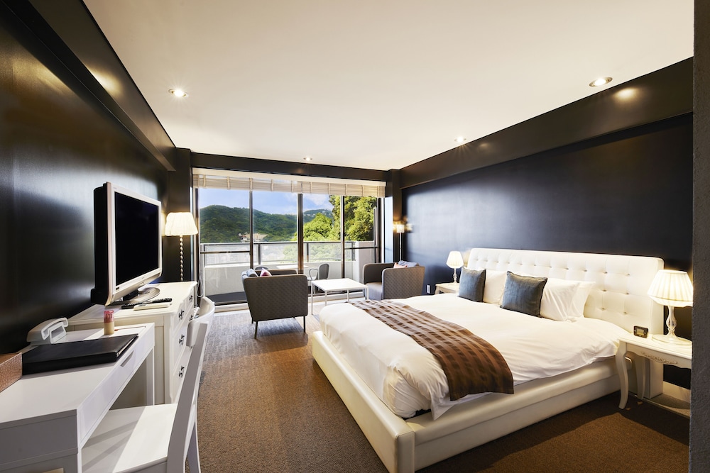 絶景 オーシャンビューモダンダブル 禁煙 (34sqm) | リラックスリゾートホテル