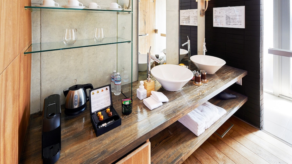 <離れ客室> 天然温泉かけ流し露天風呂付ヴィラ 禁煙 (48sqm) 客室2 | リラックスリゾートホテル