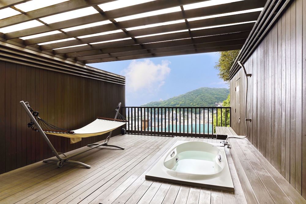 絶景 オーシャンビュー露天風呂付テラスツイン 禁煙 (65sqm) バスルーム0 | リラックスリゾートホテル