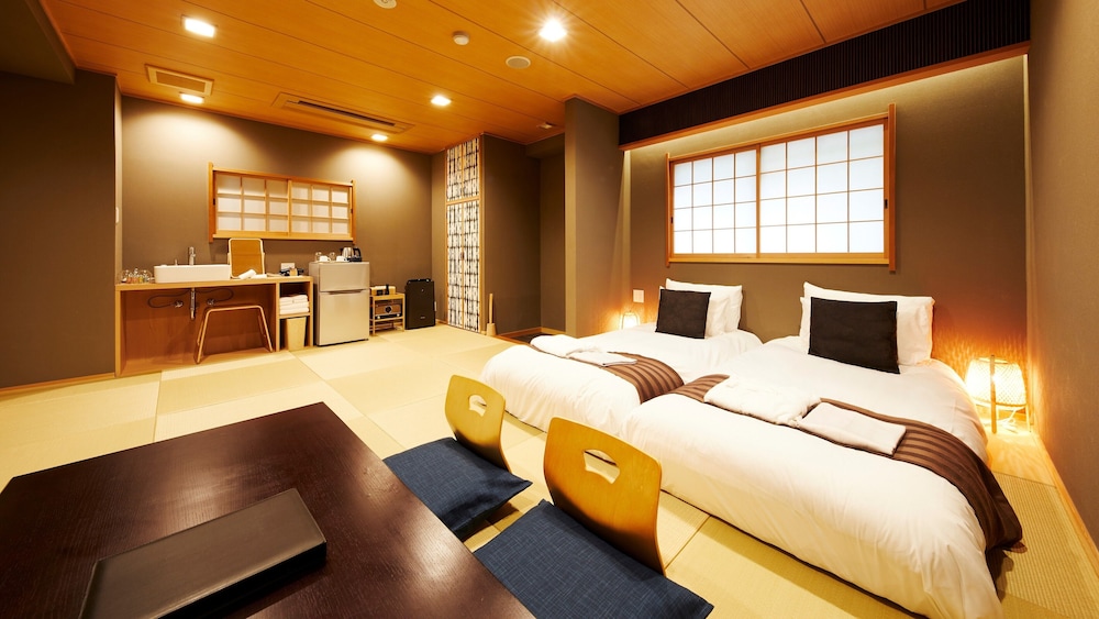 専用玄関付モダン和室 禁煙 (31sqm) 客室2 | リラックスリゾートホテル