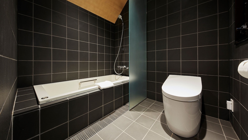 専用玄関付モダン和室 禁煙 (31sqm) バスルーム0 | リラックスリゾートホテル