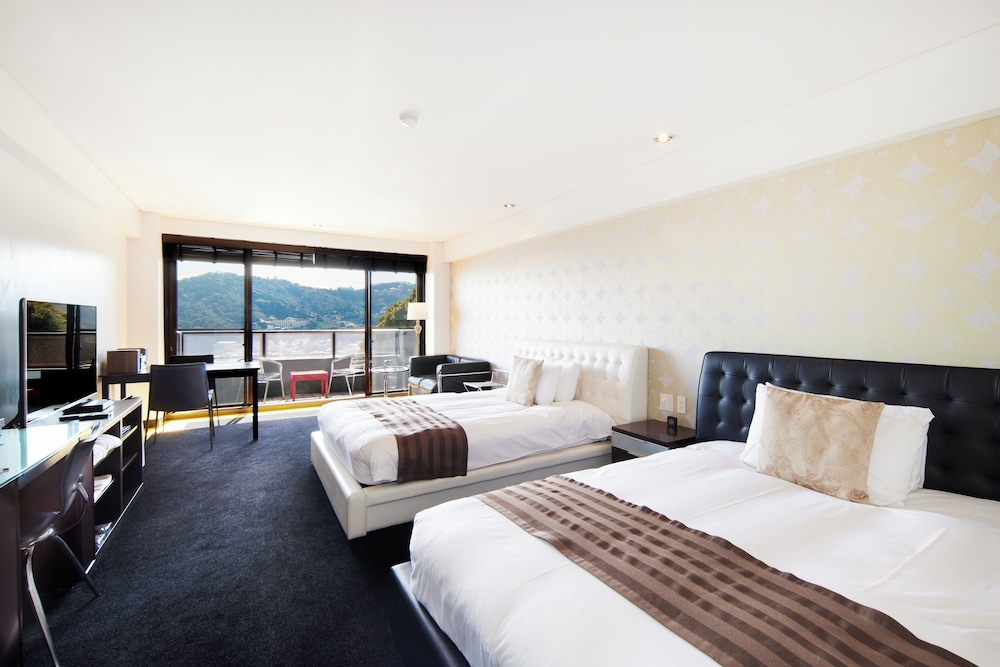 絶景 オーシャンビュージャグジーバス付ツイン 禁煙 (51sqm) | リラックスリゾートホテル