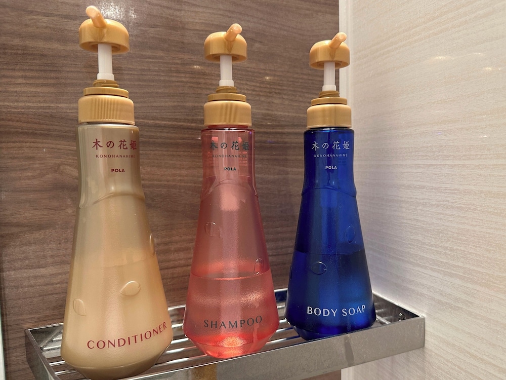 スーペリア ツインルーム 禁煙 バスルーム1 | 層雲閣