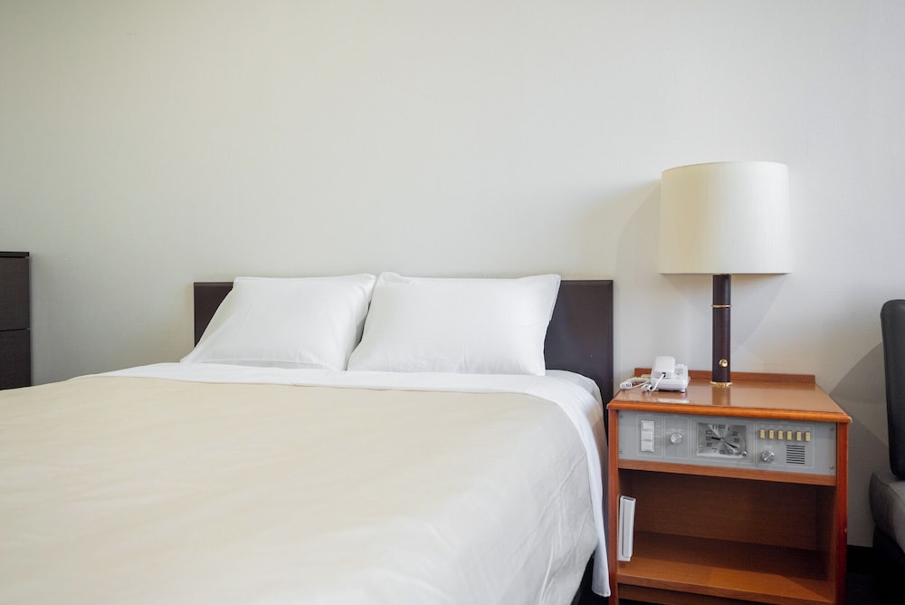 セミダブルルーム　喫煙可 客室1 | ホテル函館ロイヤル シーサイド