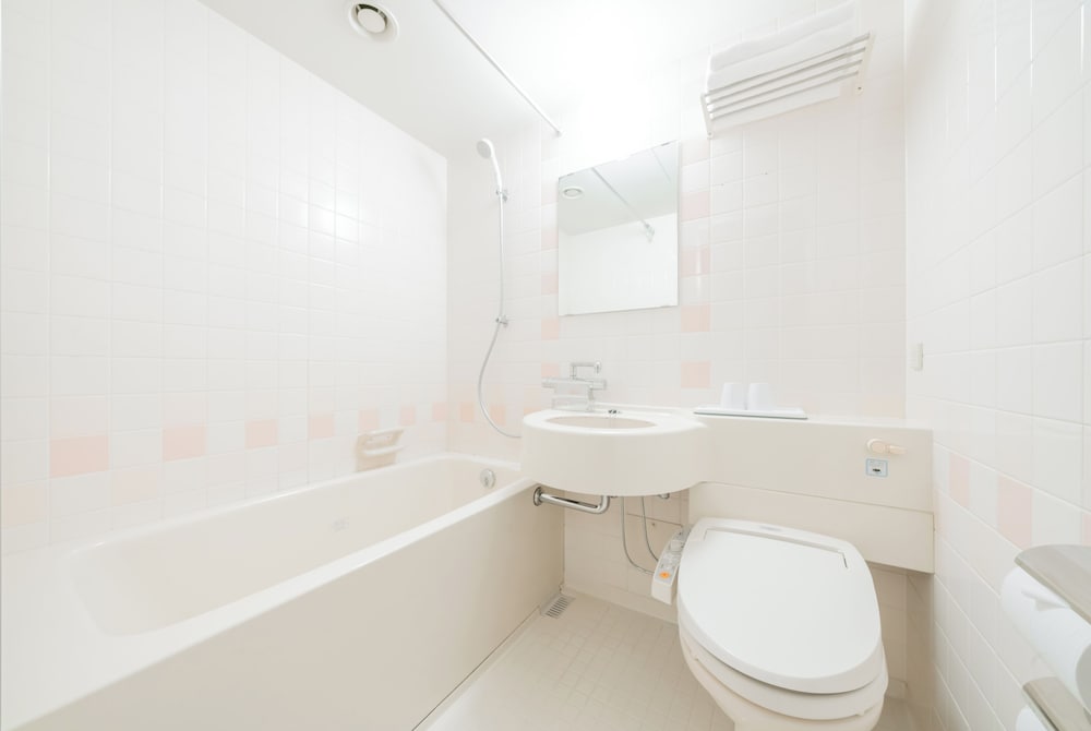 スタンダード ツインルーム 禁煙 バスルーム0 | ホテル函館ロイヤル シーサイド