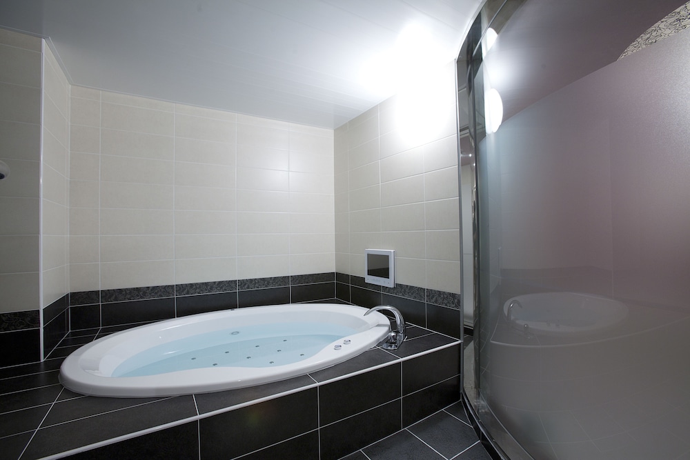 スイート ジェットバス0 | ホテルアルファ京都 - アダルト オンリー