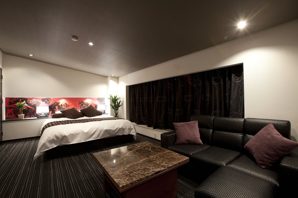 デラックス ルーム 客室7 | ホテルアルファ京都 - アダルト オンリー