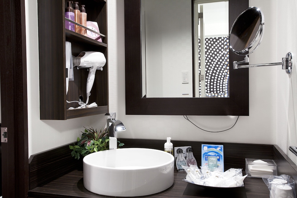 スタンダード ルーム バスルームのシンク0 | ホテルアルファ京都 - アダルト オンリー