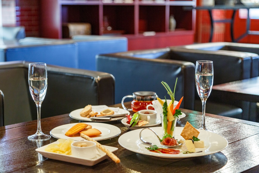 クラブラウンジアクセス付き　プレミア海峡デラックスツイン(34平米) 禁煙 客室の設備とサービス12 | プレミアホテル門司港