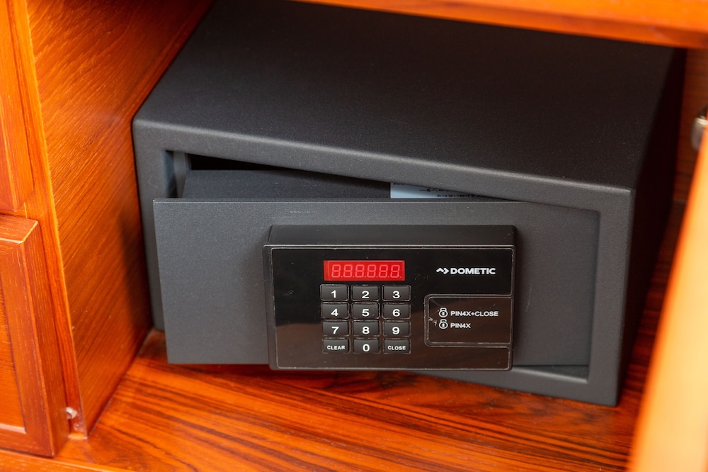 クラブラウンジアクセス付き　プレミア海峡デラックスツイン(34平米) 禁煙 セーフティボックス0 | プレミアホテル門司港