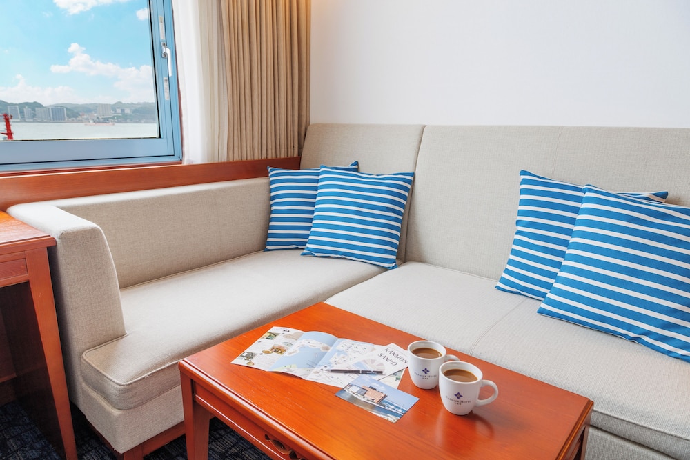 クラブラウンジアクセス付き　プレミア海峡デラックスツイン(34平米) 禁煙 客室7 | プレミアホテル門司港