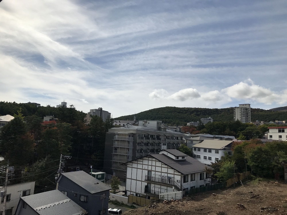 和室　一泊二食つき（夕食：しゃぶしゃぶ） シティ ビュー0 | 喜びの宿 高松
