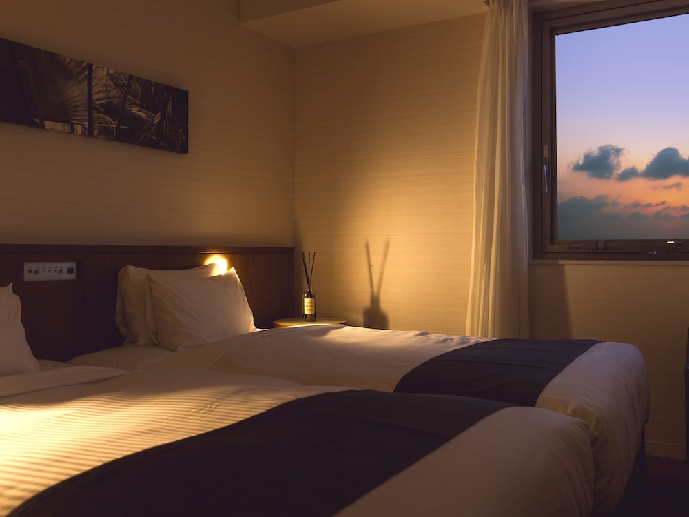 コンフォートフロア ハリウッドツイン 禁煙 | ホテルグレイスリー那覇