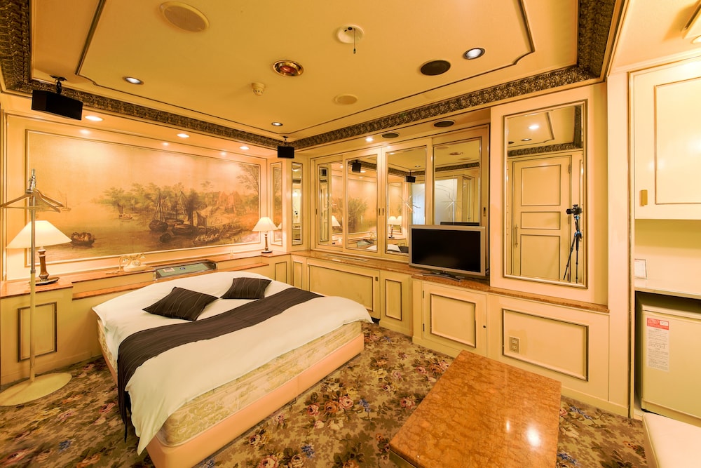 スタンダード トリプルルーム 禁煙 客室2 | ホテル パブリックジャム