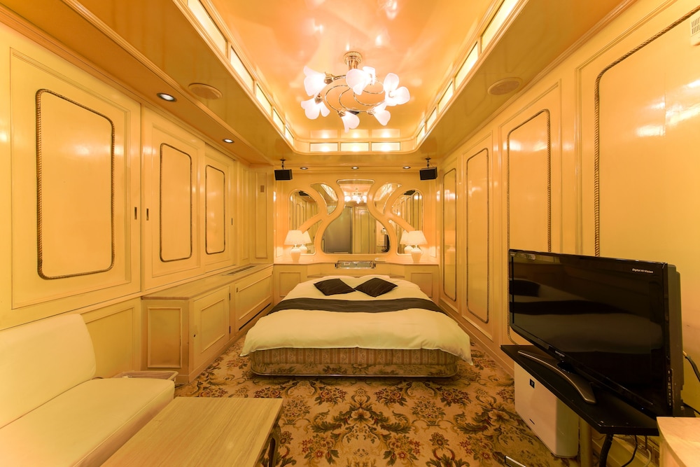 スタンダード トリプルルーム 禁煙 客室1 | ホテル パブリックジャム