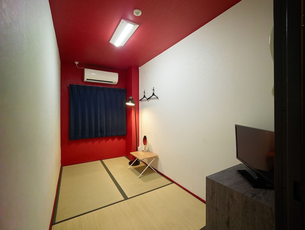 エコノミー和室 2 人部屋 共用バスルーム 女性専用 禁煙 客室2 | ホテルサンプラザ 2 アネックス