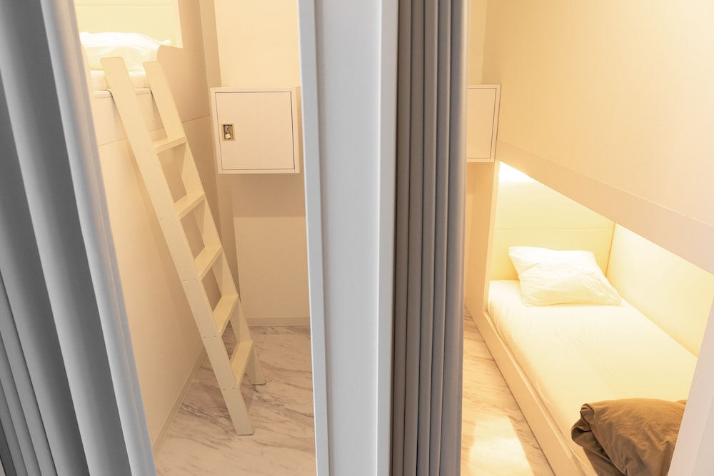 キャビン 男女共用ドミトリー 客室5 | カサブランカ ゲストハウス